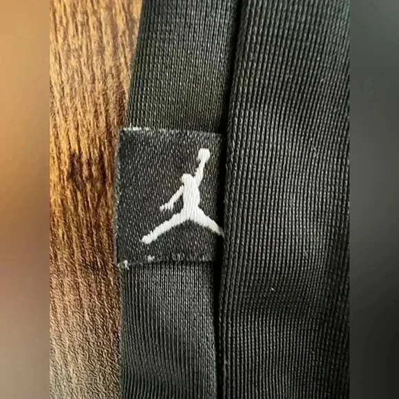 Jordan | Classic Jumpman baby boys athletic long pants. Size: 6/9 - Picture 2 of 9